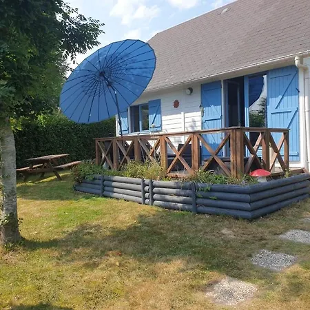 Gite Chalet Bleu Soleil Saint-Benoit-d'Hebertot Exterior foto